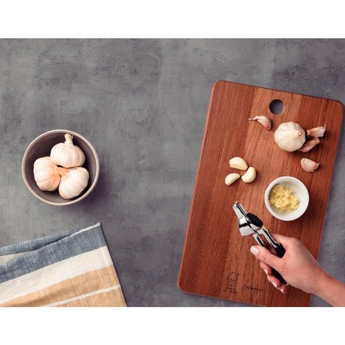 Espremedor de Alho Tramontina Cromado com Cabo Preto